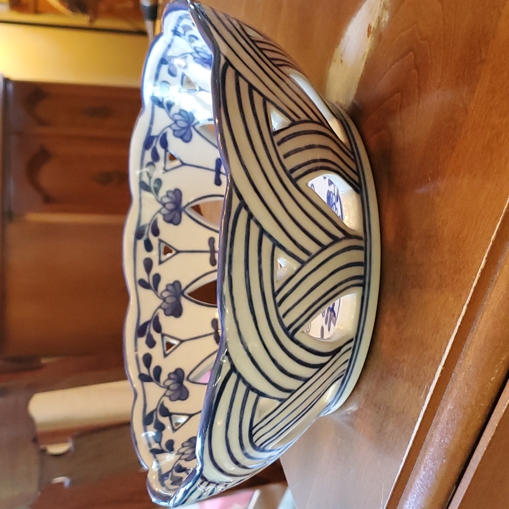 China basket